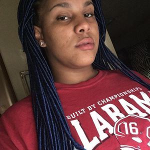 Meet your Posher, Casey